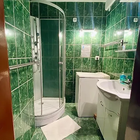 Viztuekoer Apartman *