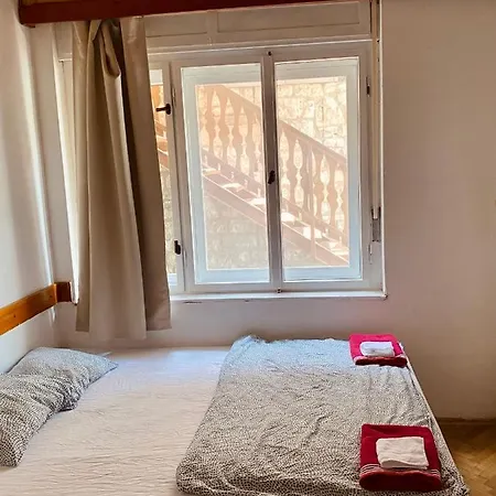 Viztuekoer Apartman Apartment