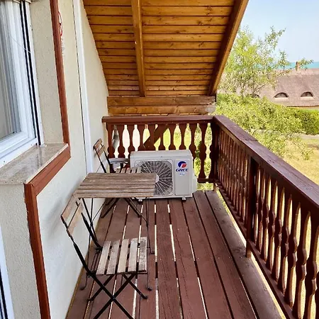 Viztuekoer Apartman Tihany