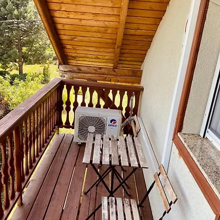 Viztuekoer Apartman Apartment *